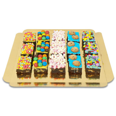 Brownies met kleurrijke decoratiemix (15 stuks)