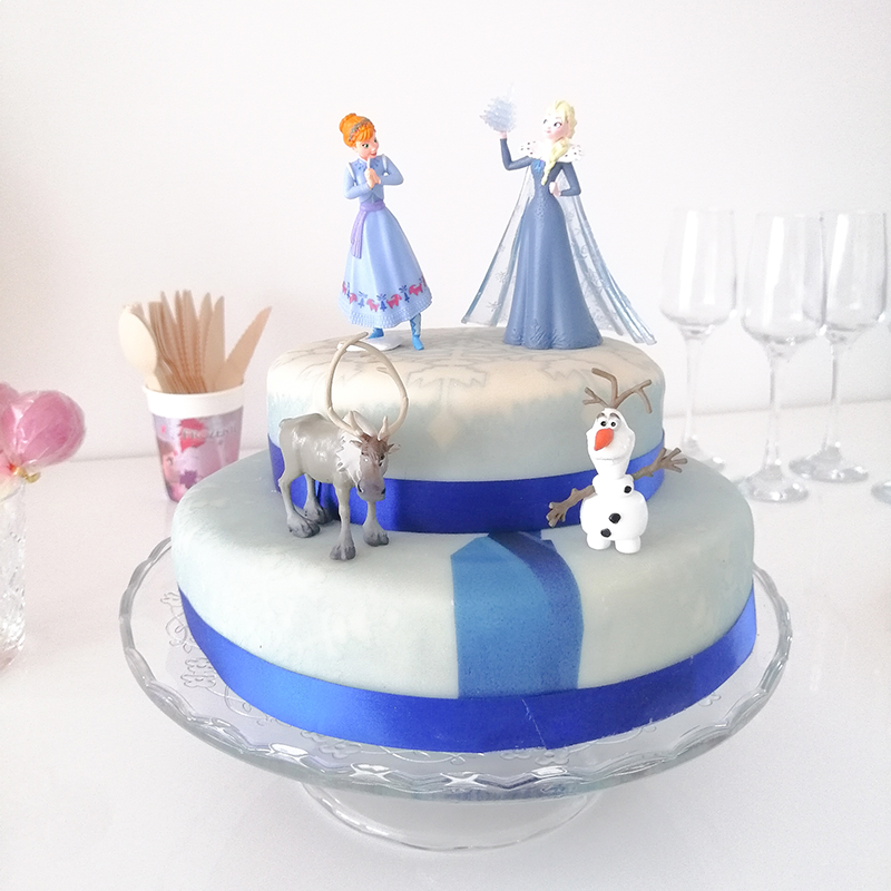 Ijskoningin Elsa, zus Anna & Olaf op twee-verdiepingen sneeuwvlok taart bestellen