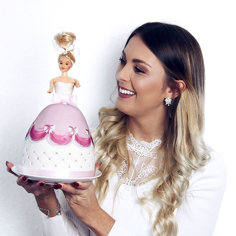 Deluxe Prinsessenpop-taart in roze jurk voorbeeld